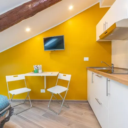 Apartment In Centro Piu Parcheggio Gratuito